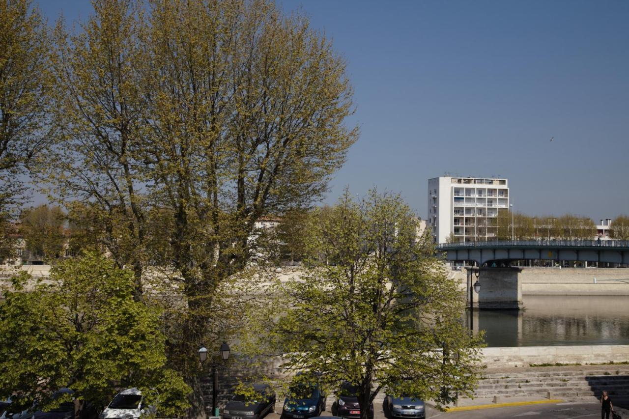 Laincel - Clim - Balcon Apartman Arles Kültér fotó
