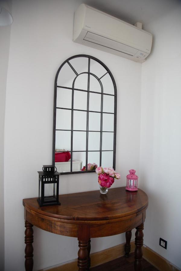 Laincel - Clim - Balcon Apartman Arles Kültér fotó
